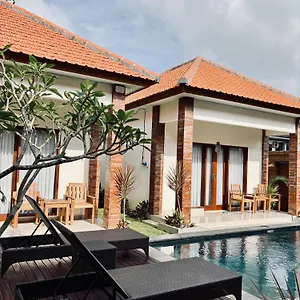 Pensión Kampana, Uluwatu